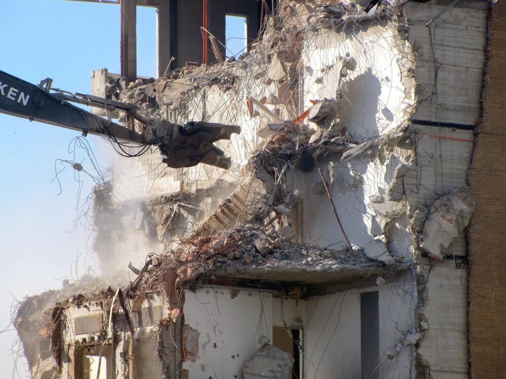 breakdown, demolition crane, bolt cutters, demolition work, rubble, demolition machine